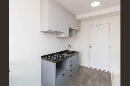 Kitnet/Studio à venda com 1 quarto, 29m² em Parque Vitoria, São Paulo