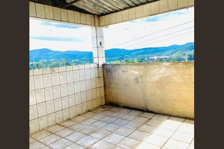 Casa à venda com 180m², 2 quartos e sem vaga