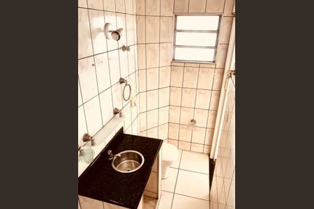 Casa à venda com 180m², 2 quartos e sem vaga