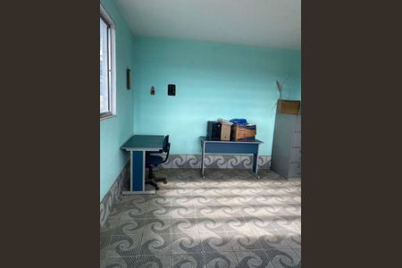 Casa à venda com 180m², 2 quartos e sem vaga