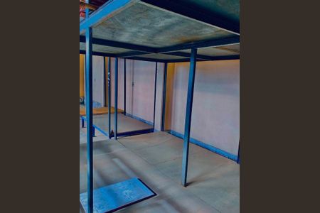 Casa à venda com 180m², 2 quartos e sem vaga