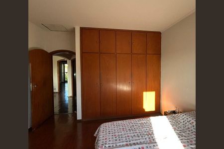 Casa à venda com 3 quartos, 294m² em Vila Rosalia, Guarulhos