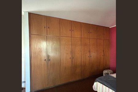 Casa à venda com 3 quartos, 294m² em Vila Rosalia, Guarulhos