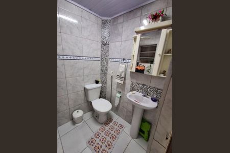 Casa à venda com 79m², 2 quartos e 1 vaga