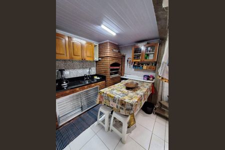 Casa à venda com 79m², 2 quartos e 1 vaga