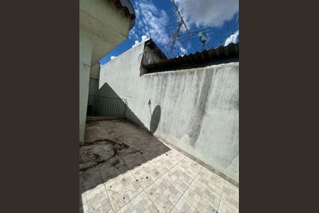 Casa à venda com 147m², 3 quartos e 3 vagas