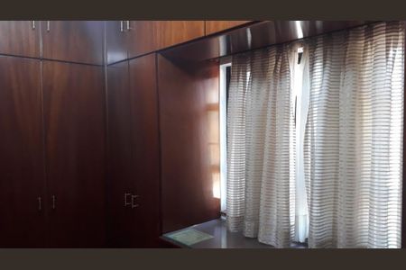 Casa à venda com 360m², 3 quartos e 7 vagas