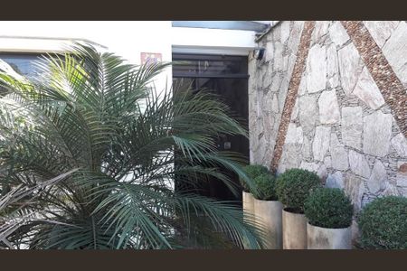 Casa à venda com 360m², 3 quartos e 7 vagas