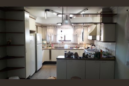 Casa à venda com 360m², 3 quartos e 7 vagas