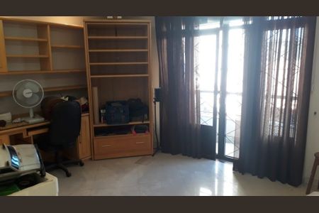 Casa à venda com 360m², 3 quartos e 7 vagas