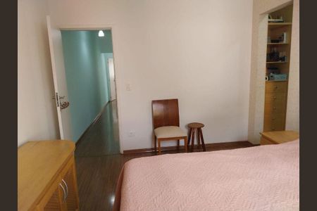 Casa à venda com 128m², 3 quartos e 2 vagas
