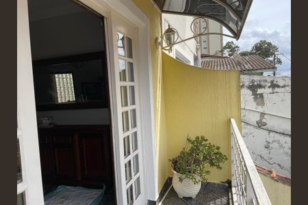 Casa à venda com 135m², 3 quartos e 4 vagas