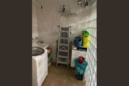 Casa à venda com 135m², 3 quartos e 4 vagas