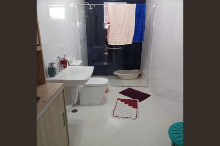 Casa à venda com 150m², 3 quartos e 3 vagas