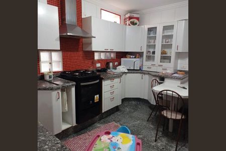 Casa à venda com 150m², 3 quartos e 3 vagas