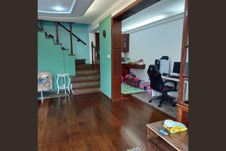 Casa à venda com 150m², 3 quartos e 3 vagas