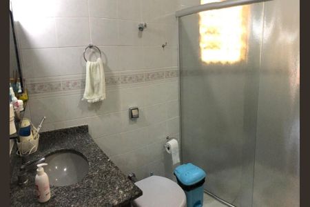 Casa à venda com 250m², 3 quartos e 2 vagas