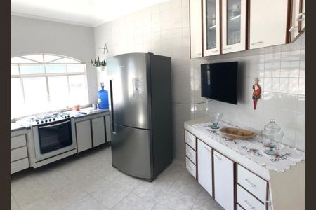 Casa à venda com 250m², 3 quartos e 2 vagas