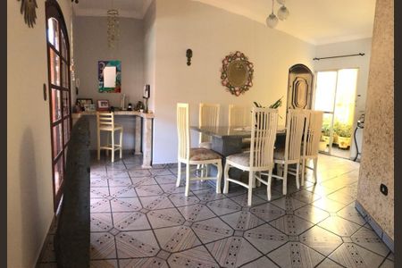 Casa à venda com 3 quartos, 250m² em Parque Continental I, Guarulhos
