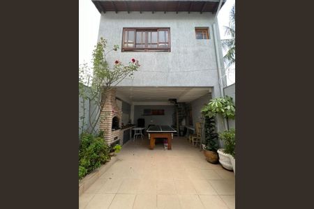 Casa à venda com 152m², 3 quartos e 3 vagas