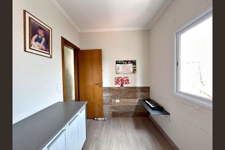 Casa à venda com 270m², 4 quartos e 4 vagas