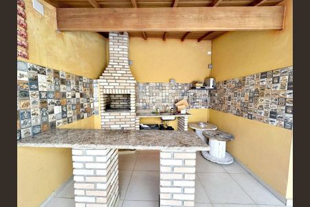 Casa à venda com 270m², 4 quartos e 4 vagas