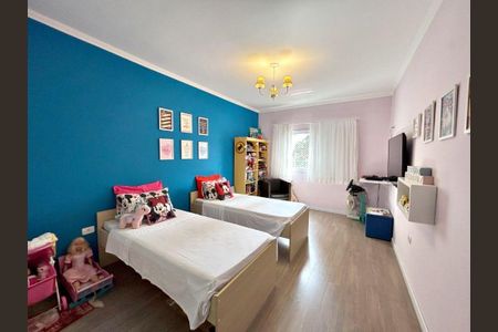 Casa à venda com 3 quartos, 200m² em Vila Lais, São Paulo