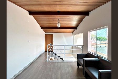 Casa à venda com 3 quartos, 200m² em Vila Lais, São Paulo