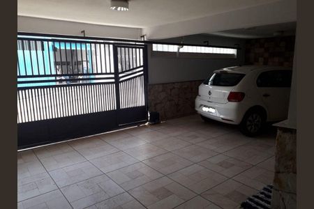 Casa à venda com 262m², 2 quartos e 2 vagas