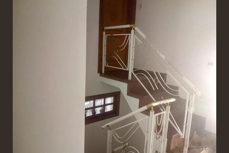Casa à venda com 3 quartos, 356m² em Vila Rosalia, Guarulhos
