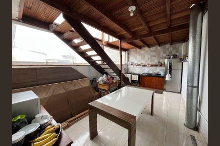 Casa à venda com 4 quartos, 125m² em Vila Rosalia, Guarulhos