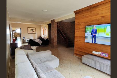 Casa à venda com 3 quartos, 340m² em Jardim São Paulo, São Paulo