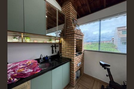 Casa à venda com 125m², 3 quartos e 7 vagas