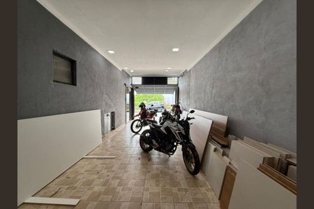 Casa à venda com 125m², 3 quartos e 7 vagas