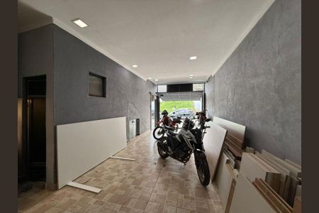 Casa à venda com 125m², 3 quartos e 7 vagas