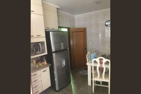 Casa à venda com 4 quartos, 376m² em Vila Dom Pedro II, São Paulo