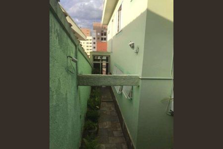 Casa à venda com 4 quartos, 376m² em Vila Dom Pedro II, São Paulo