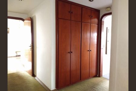 Apartamento à venda com 211m², 4 quartos e 3 vagas