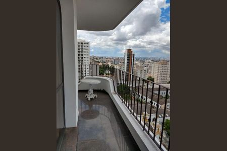 Apartamento à venda com 211m², 4 quartos e 3 vagas