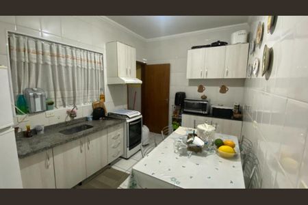 Casa à venda com 2 quartos, 70m² em Itaquera, São Paulo