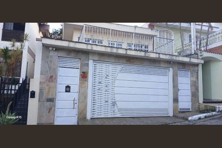 Casa à venda com 202m², 5 quartos e 3 vagas