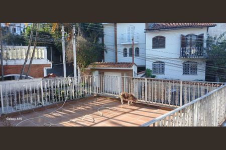 Casa à venda com 202m², 5 quartos e 3 vagas