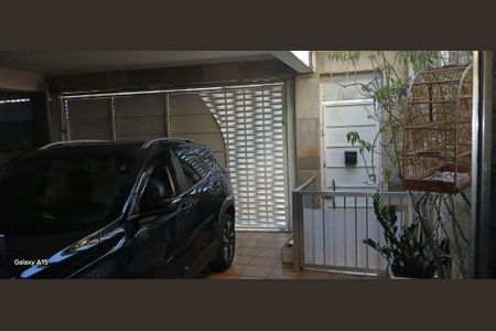 Casa à venda com 202m², 5 quartos e 3 vagas