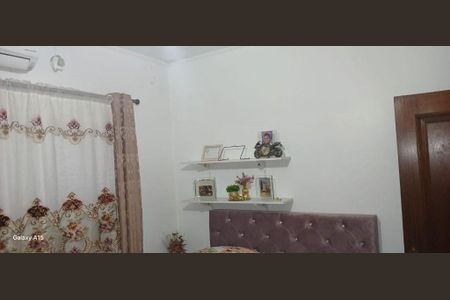 Casa à venda com 202m², 5 quartos e 3 vagas