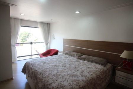 Casa à venda com 350m², 3 quartos e 3 vagas