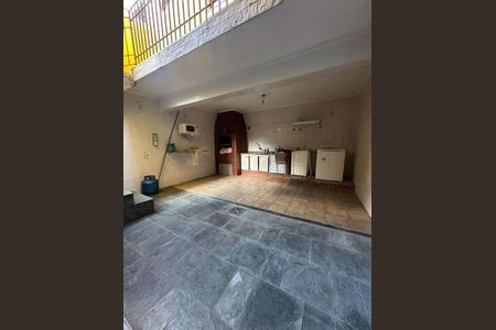 Casa à venda com 125m², 3 quartos e 2 vagas