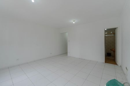 Studio para alugar com 52m², 1 quarto e 1 vaga Studio para alugar com 52m², 1 quarto e 1 vagaKitnet