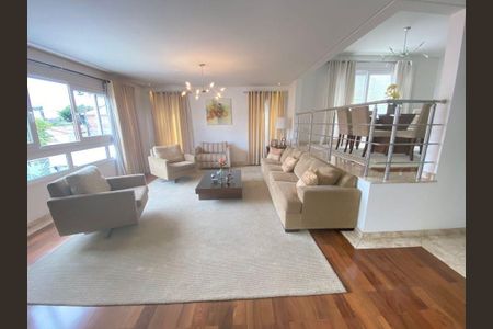 Casa à venda com 5 quartos, 450m² em Vila Albertina, São Paulo
