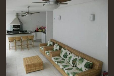 Casa à venda com 5 quartos, 450m² em Vila Albertina, São Paulo