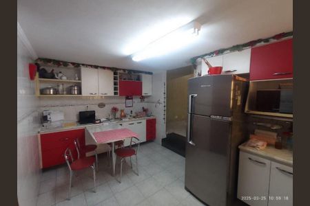 Casa à venda com 2 quartos, 102m² em Jardim Modelo, São Paulo